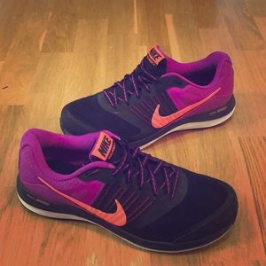 Nike Dual Fusion X Sneakers